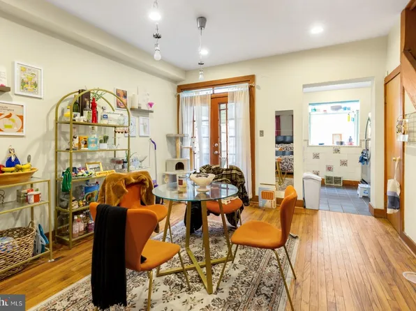 1710 Naudain St, Philadelphia, PA 19146