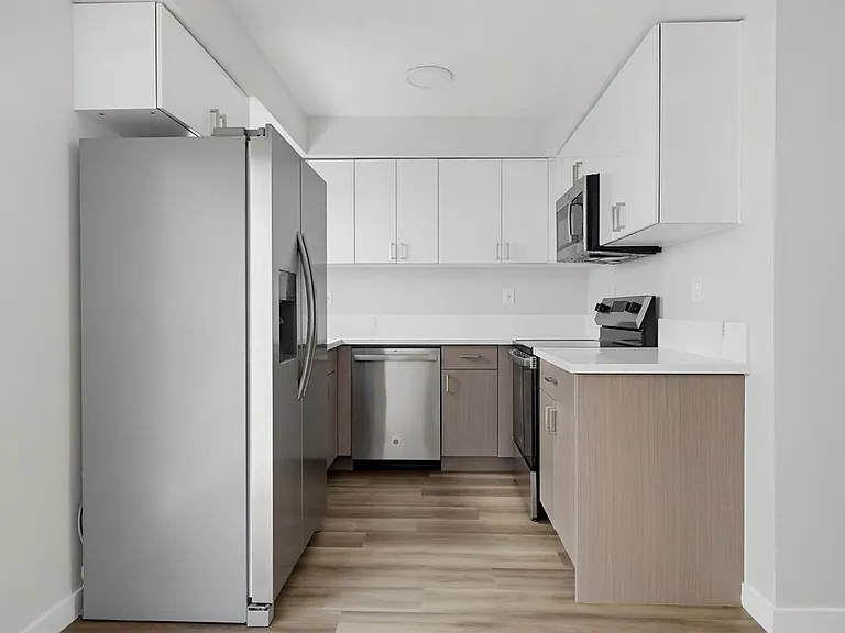 3650 Newton — Photo 18