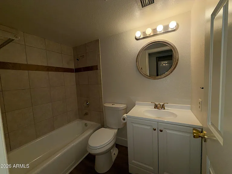 17 E Ruth Ave #305 — Photo 6