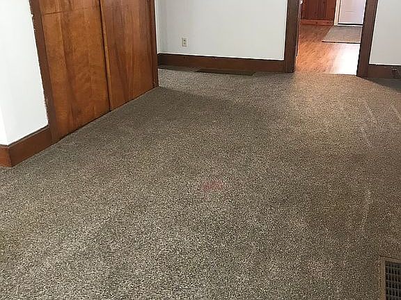 3rd image of 606 Mary Etta St