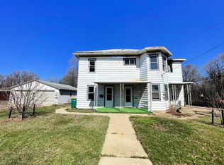 520 E Bronson St, Streator, IL 61364