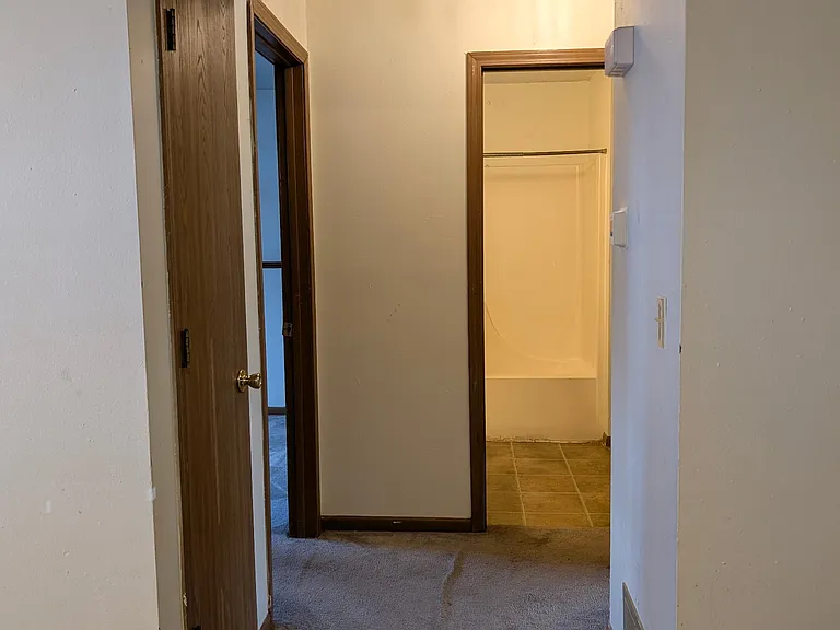 514 Cantebury Dr #C — Photo 5