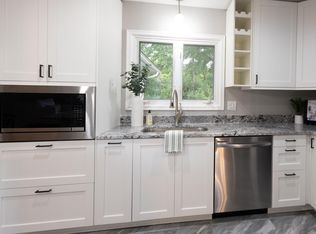 1880 Gold Trl, Eagan, MN 55122