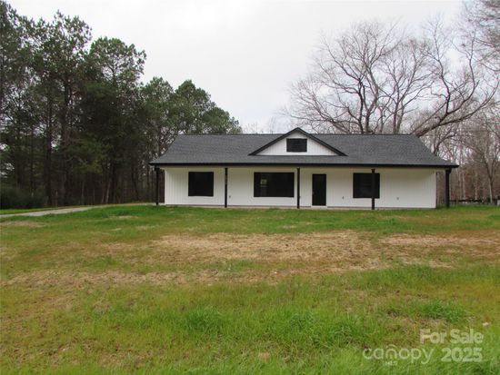 3910 Jenkins Rd, Clover, SC 29710