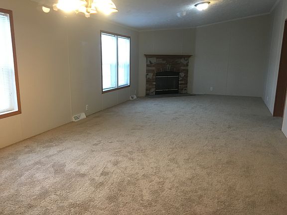 4th image of 168 Belmont Ln
