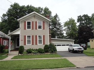 112 Spalding St, Lockport, NY 14094