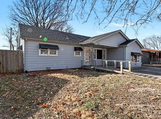 2869 S Mosley St, Wichita, KS 67216