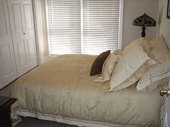 1825 N Grand Ave #A — Photo 17