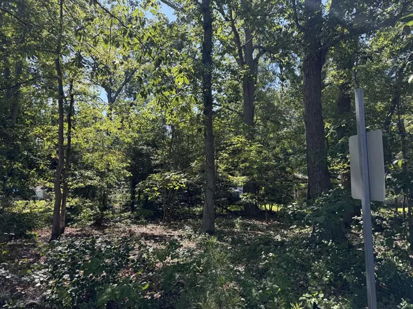 224 Sherwood Dr, Reedville, VA 22539