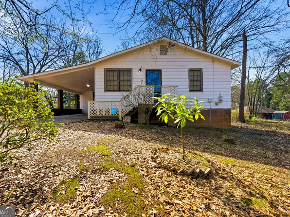 33 Head St, McDonough, GA 30253