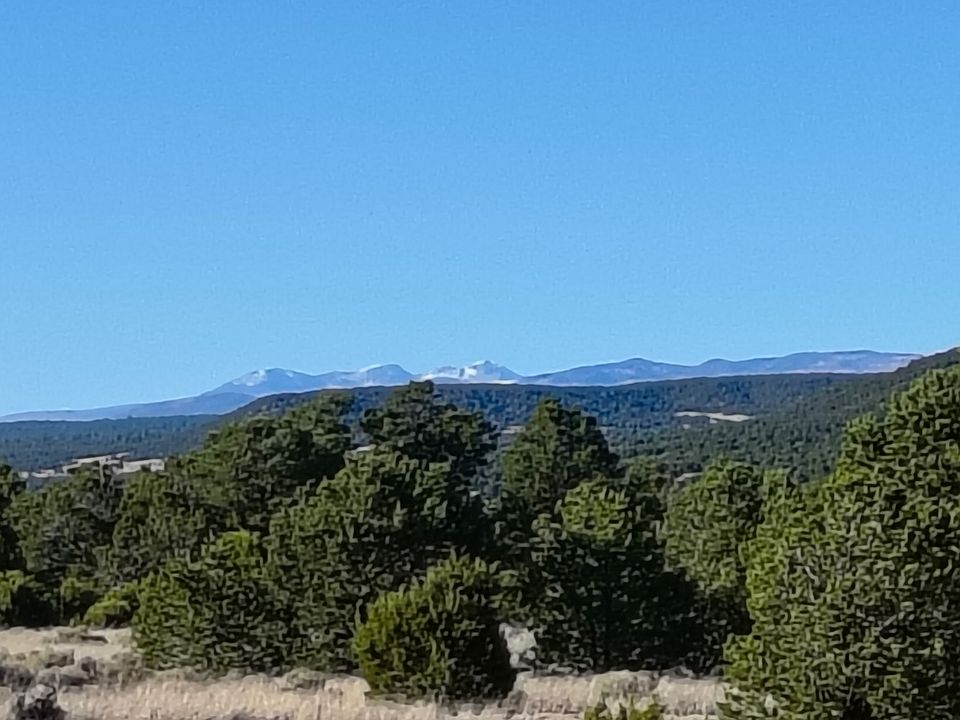 2nd image of 174 Tierra Del Dios Rd
