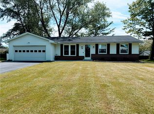 26 Hillary Dr, Rochester, NY 14624
