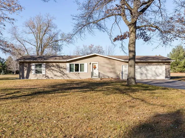 3570 Mardon Ln, Green Bay, WI 54313