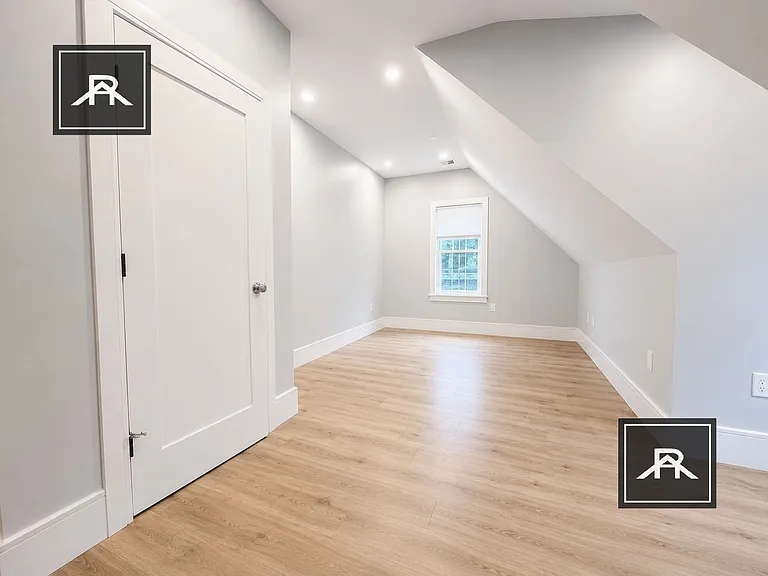 124 Kenrick St #6 — Photo 10