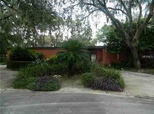 705 Grand Ct, Temple Terrace, FL 33617