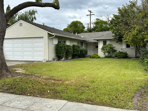139 Walter Hays Dr