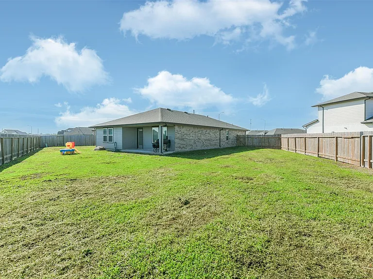 503 Rain Cloud Dr — Photo 34