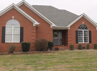 601 Summerlin Dr, Bowling Green, KY 42104