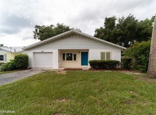 827 Poinsetta Dr, Eustis, FL 32726