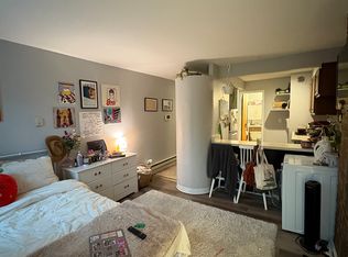 506 E 6th St #4FW, New York, NY 10009
