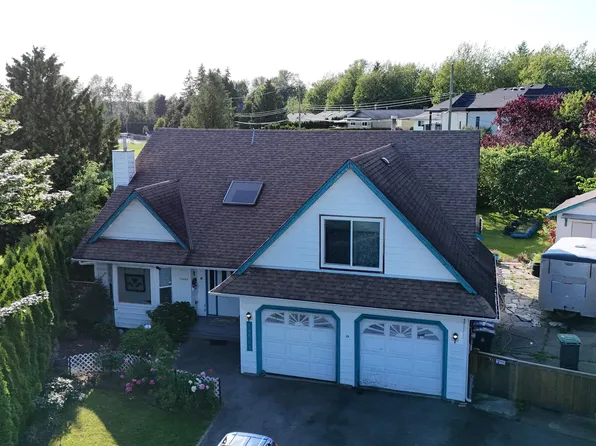 14505 89th Ave, Surrey, BC V3R 8B2