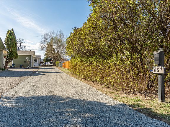 2nd image of 857 Mayne Rd