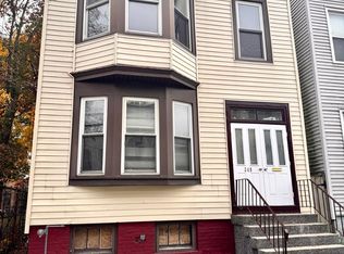 348 1st St, Albany, NY 12206