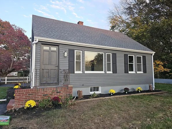 850 Terry Ln, New Bedford, MA 02745