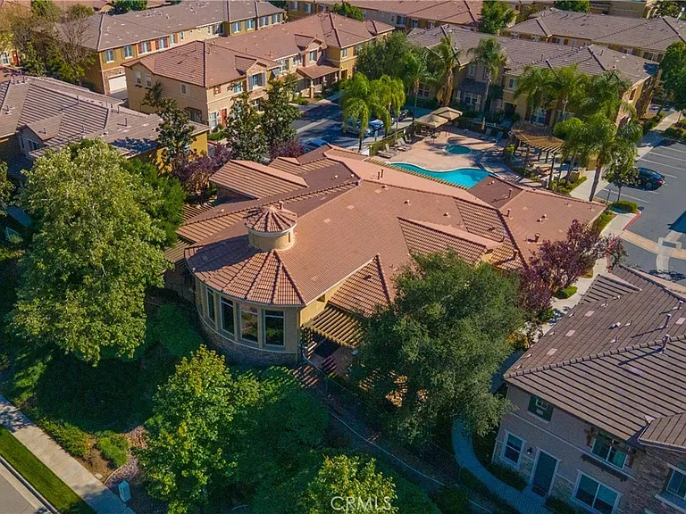 30505 Canyon Hills Dr — Photo 30
