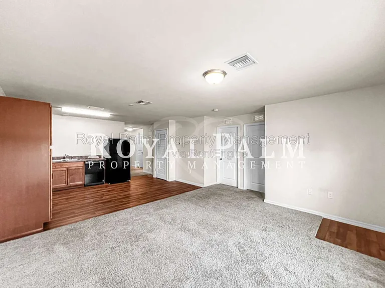 18321 Gibraltar Ln — Photo 8