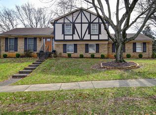 7904 Barbour Manor Dr, Louisville, KY 40241