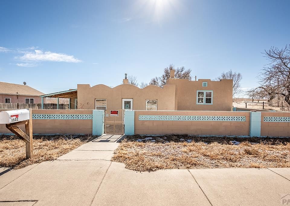 1st image of 1502 E Beech St