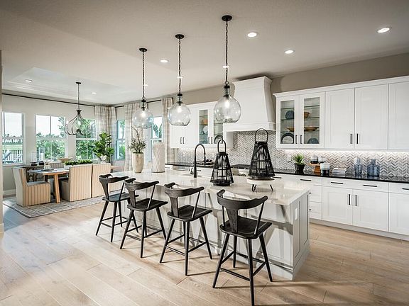 4th image of 9369 Crestview Circle