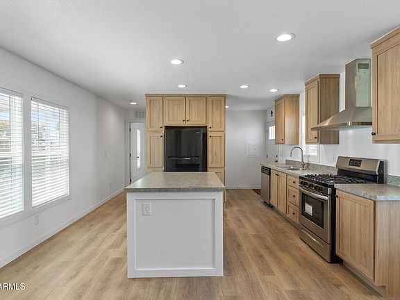 5th image of 701 S DOBSON Road #34