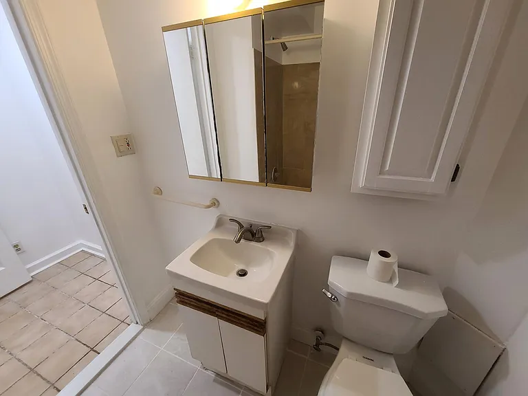 1343 T St NW #B — Photo 15