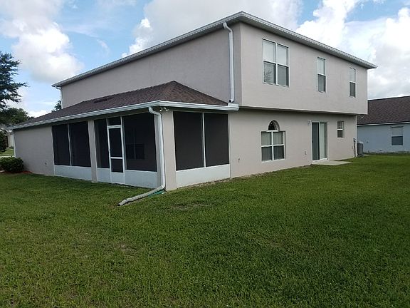 3rd image of 1864 Western Hills Ln