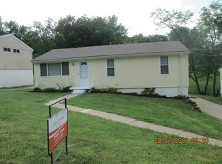 6138 Eugene Field Rd, Kansas City, MO 64119