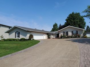 1214 Saint Mary Dr, Erie, PA