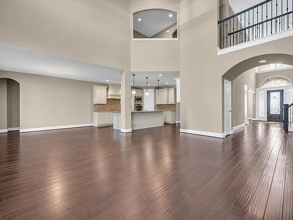 4th image of 13912 Barrow Cliff Ln