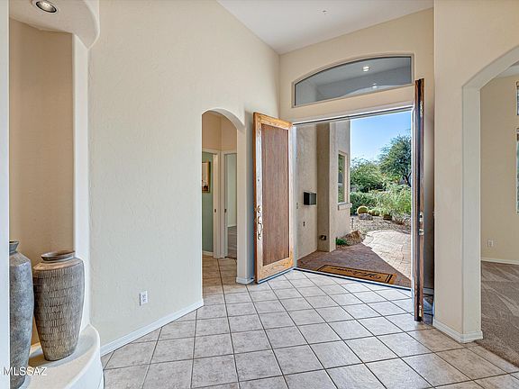 3rd image of 4906 N Bonita Ridge Ave