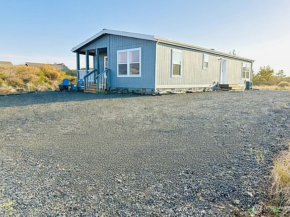 4th image of 461 Sportsmens Street SW