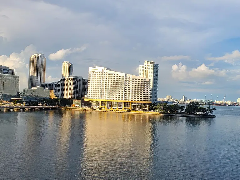 1155 Brickell Bay Dr #701 — Photo 30