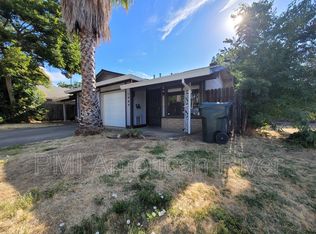 1084 Clinton Rd, Sacramento, CA 95825