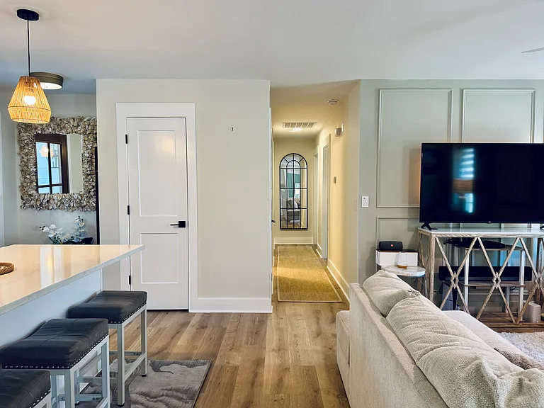 814 Armsway St — Photo 20