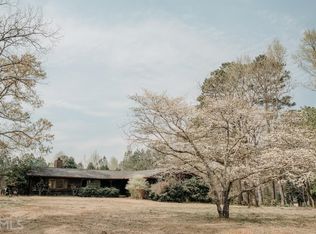 602 Moccasin Gap Rd, Jackson, GA 30233