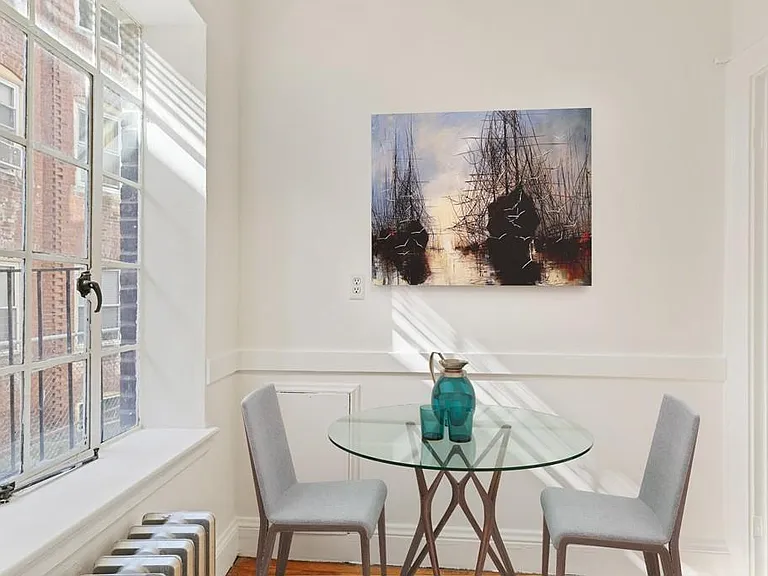 285 Harvard St #110 — Photo 6