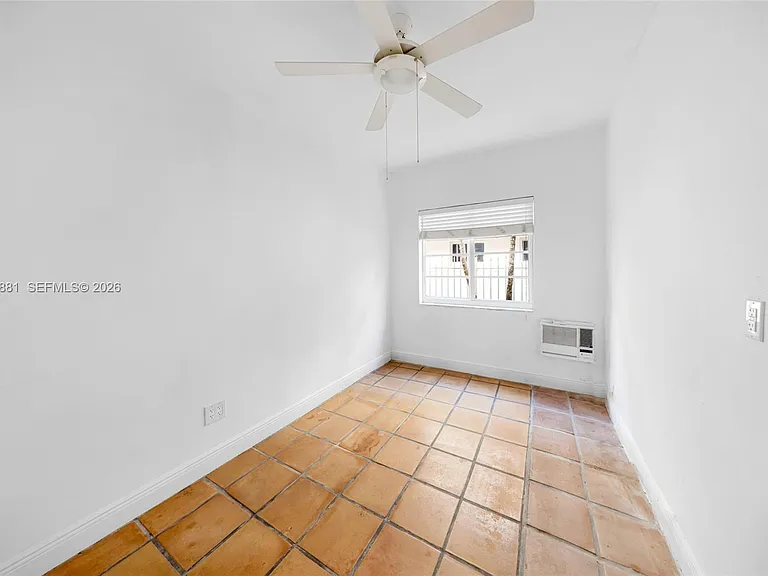 844 Jefferson Ave #2 — Photo 12
