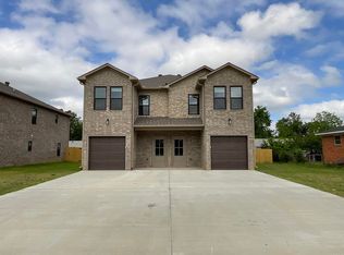 404 & 406 E Center St, Jacksonville, AR 72076