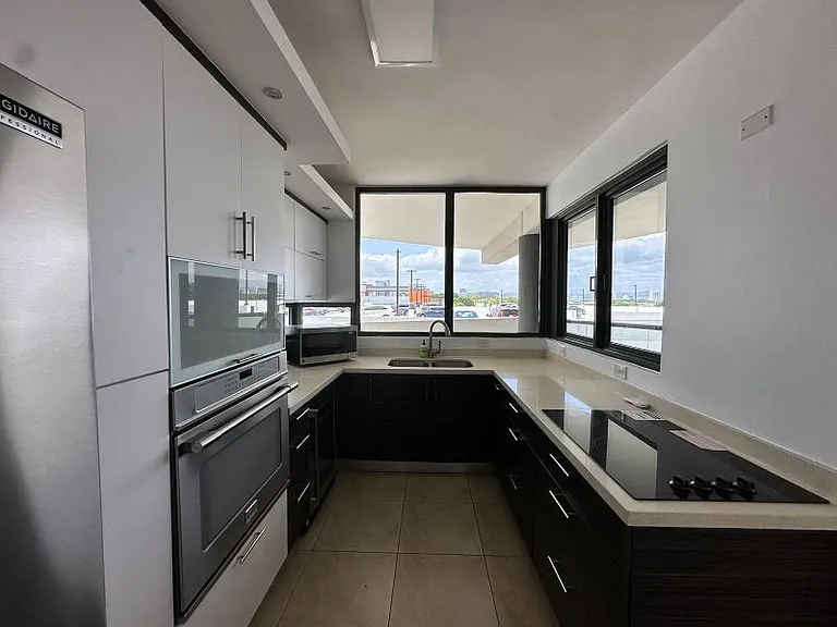 120 Ave Carlos Chardon, Quantum Metrocenter Apto 6 — Photo 9