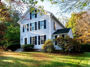 36 Gates Rd, Essex, CT 06426